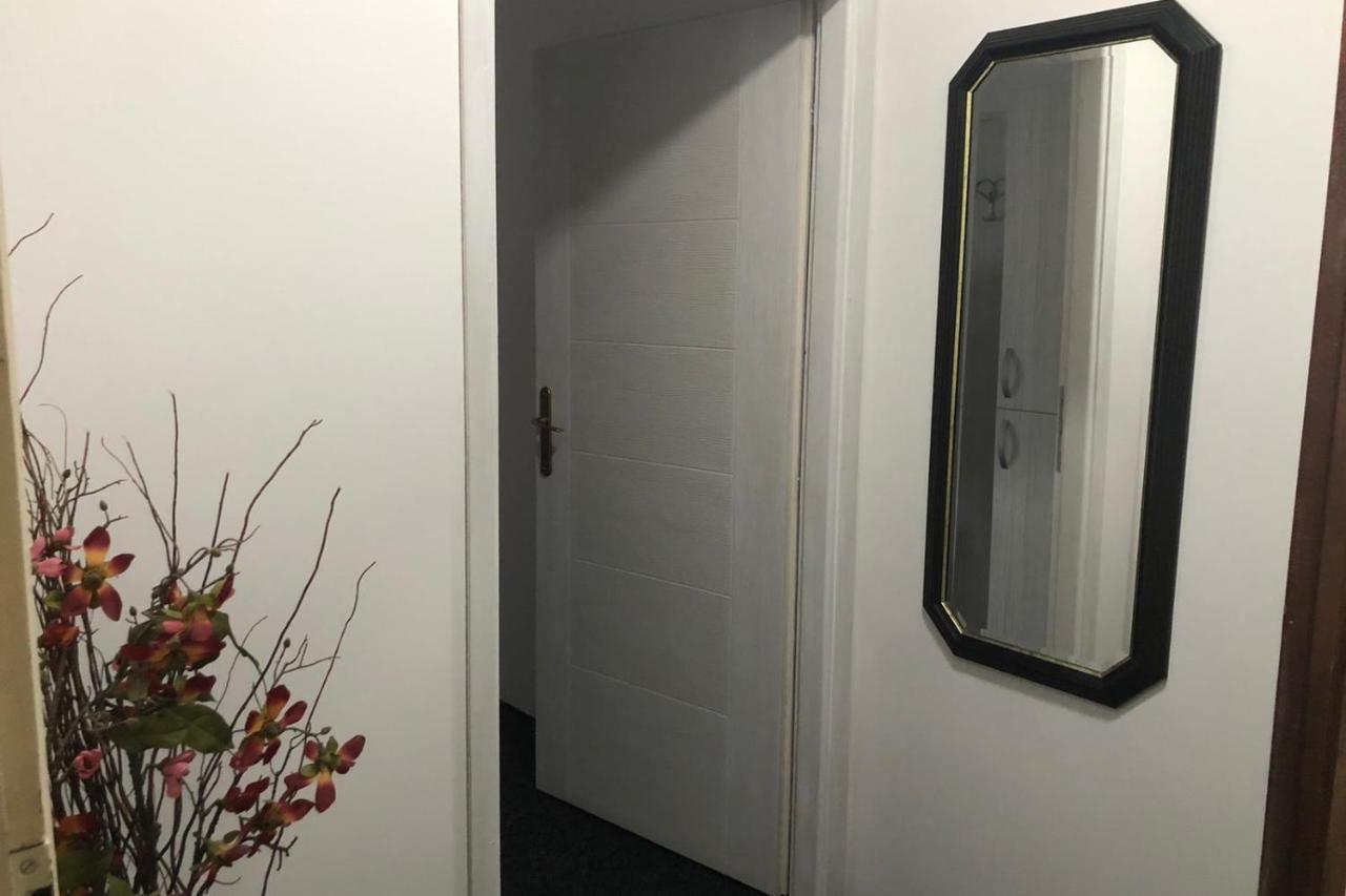Apartments Ivan Ni 外观 照片